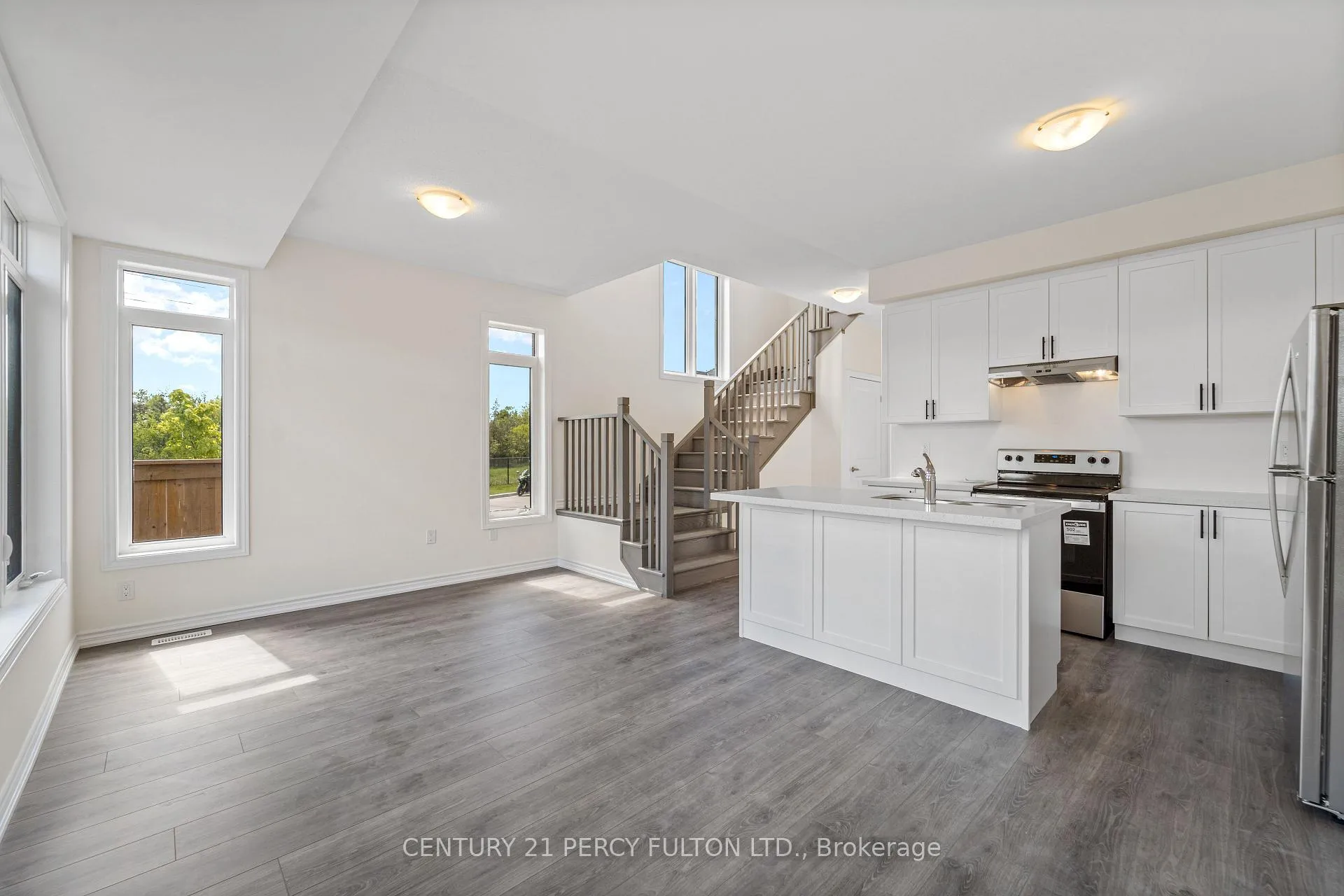 Photo 6 of 32 Hickey Lane, Kawartha Lakes, Lindsay — HOMEH