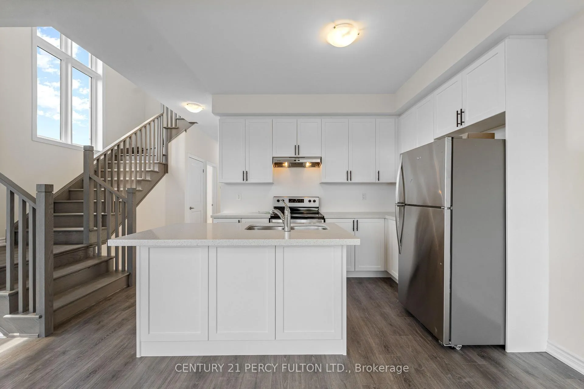 Photo 7 of 32 Hickey Lane, Kawartha Lakes, Lindsay — HOMEH