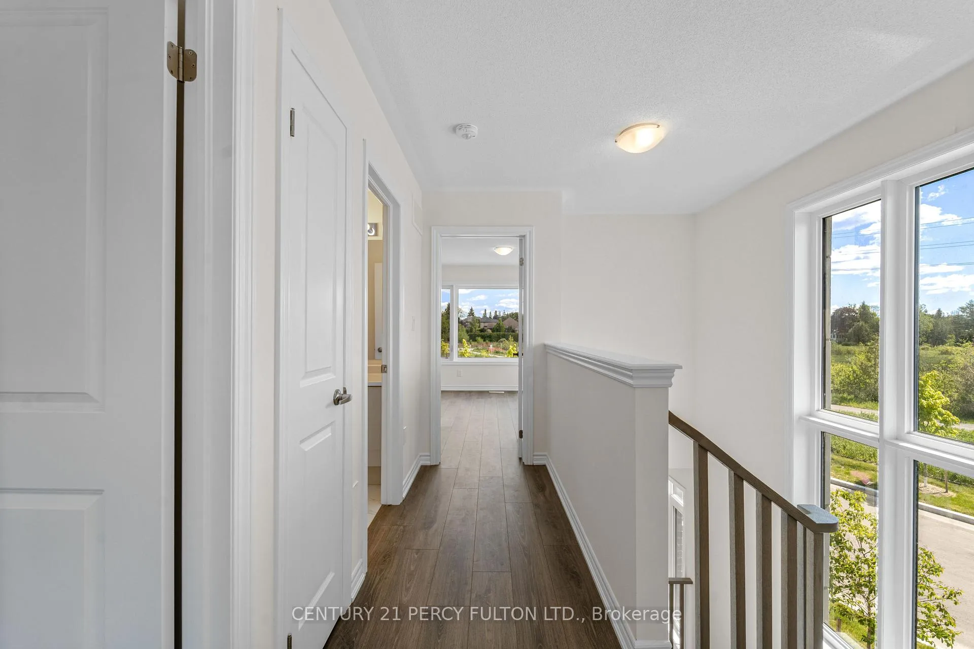 Photo 11 of 32 Hickey Lane, Kawartha Lakes, Lindsay — HOMEH