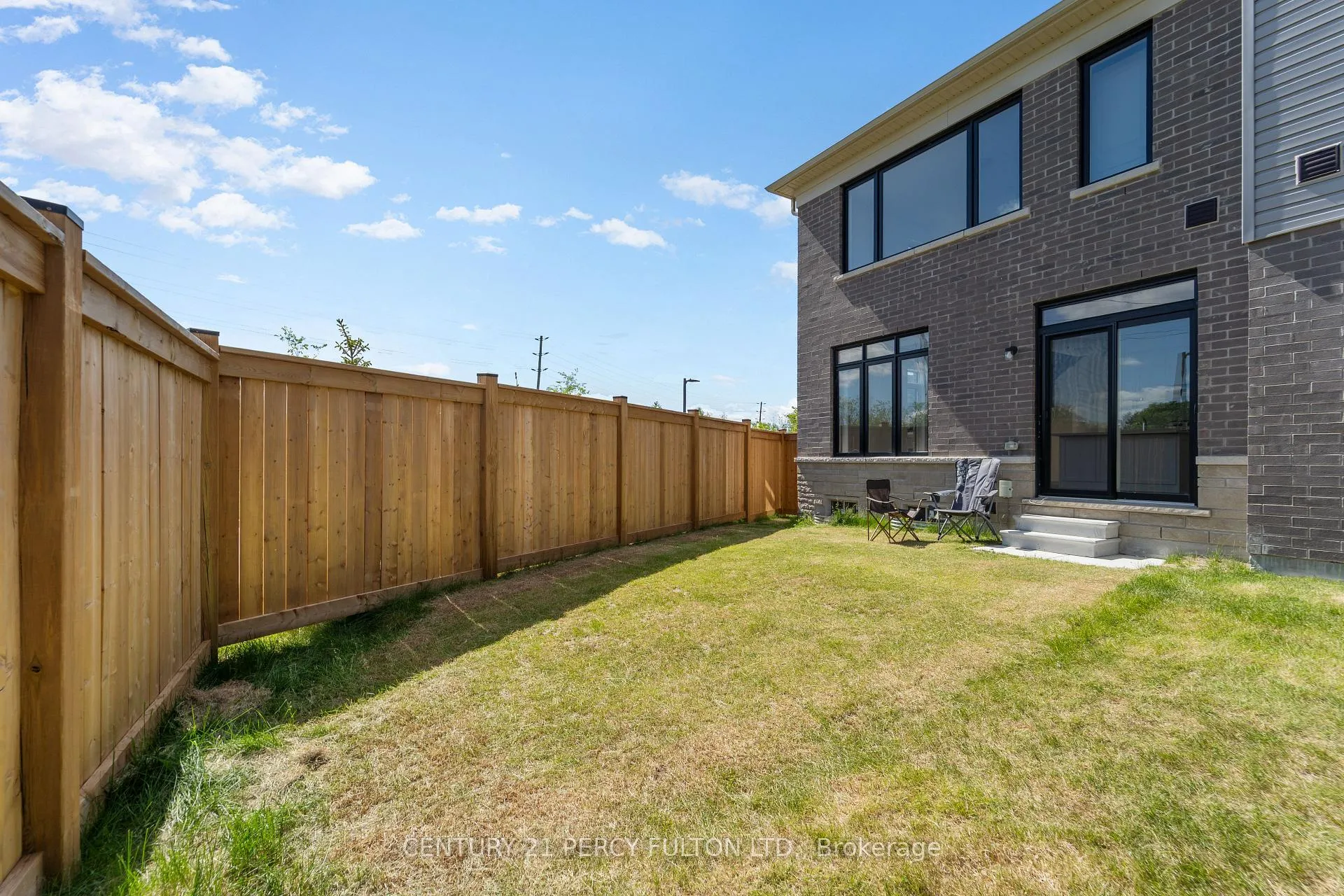 Photo 22 of 32 Hickey Lane, Kawartha Lakes, Lindsay — HOMEH