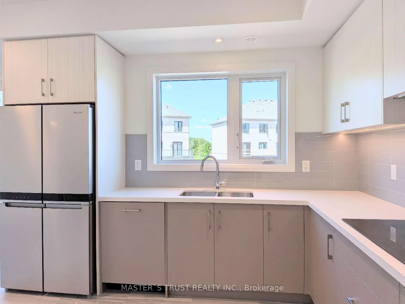 Photo 11 of 110 Grimsby Lane, Richmond Hill, Rural Richmond Hill — HOMEH
