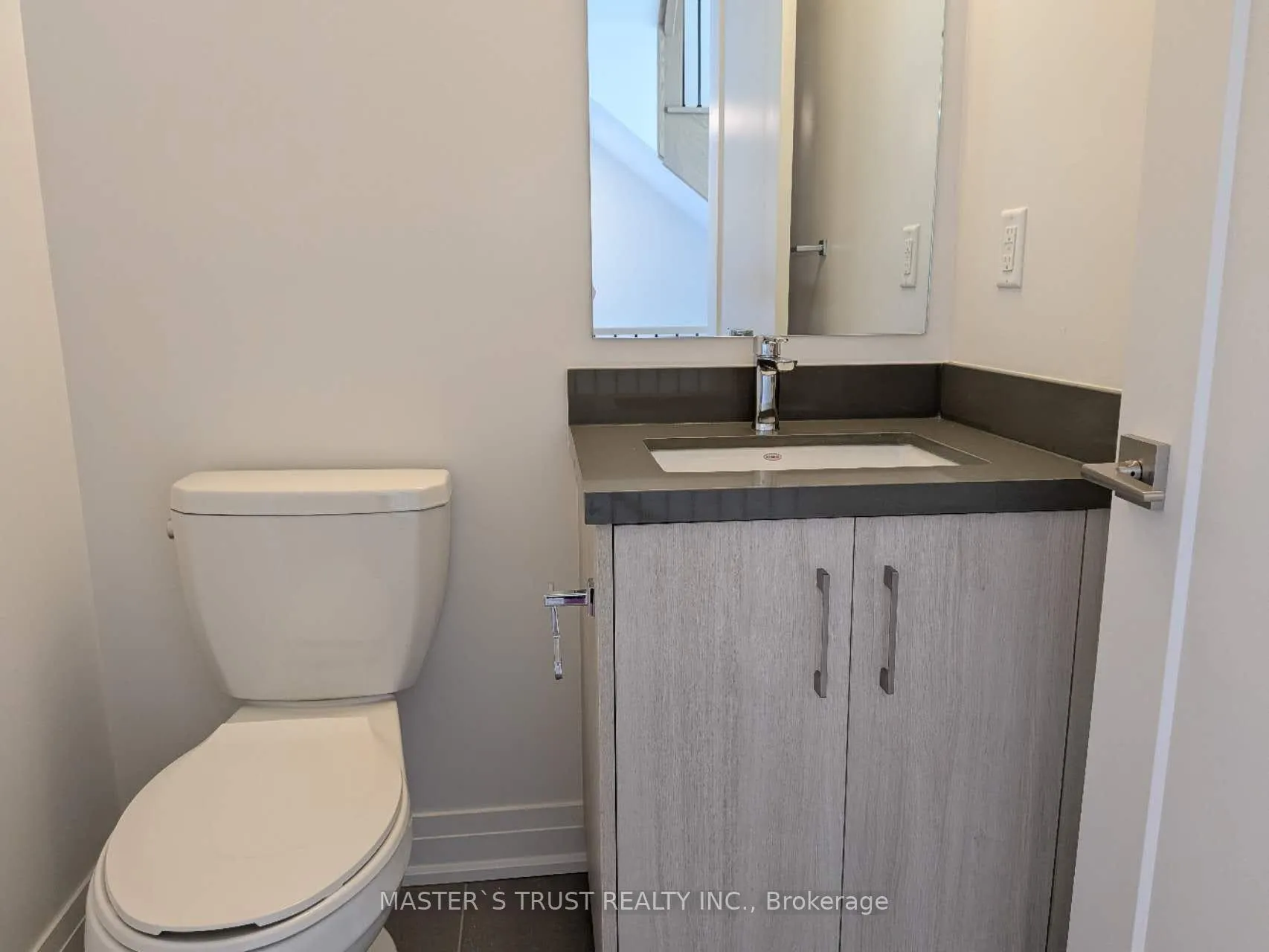 Photo 14 of 110 Grimsby Lane, Richmond Hill, Rural Richmond Hill — HOMEH