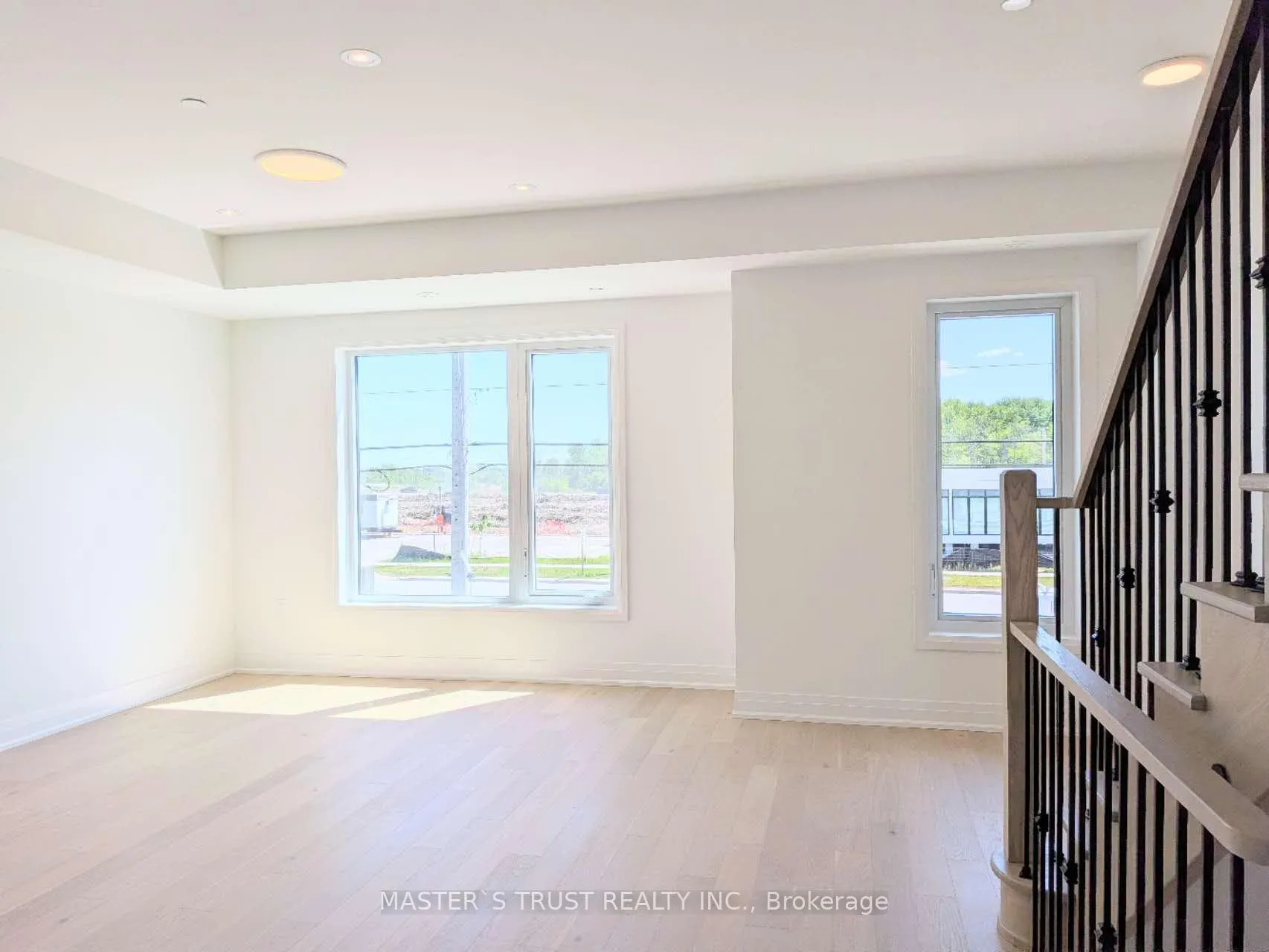 Photo 15 of 110 Grimsby Lane, Richmond Hill, Rural Richmond Hill — HOMEH