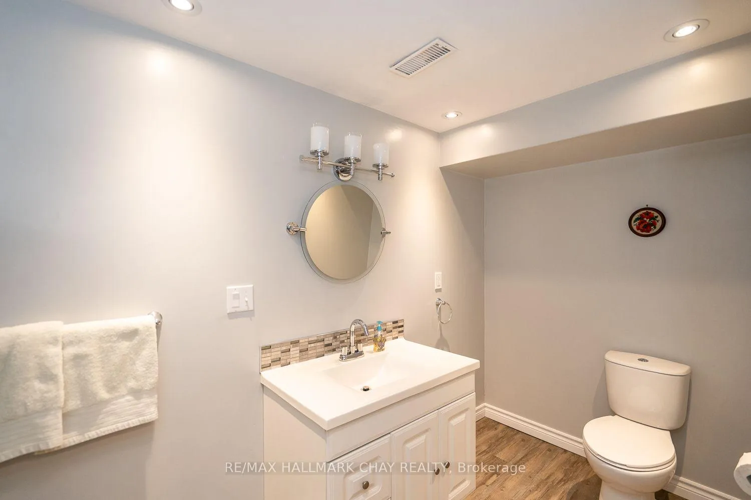 Photo 33 of 49 Colbeck Crescent, New Tecumseth, Alliston — HOMEH