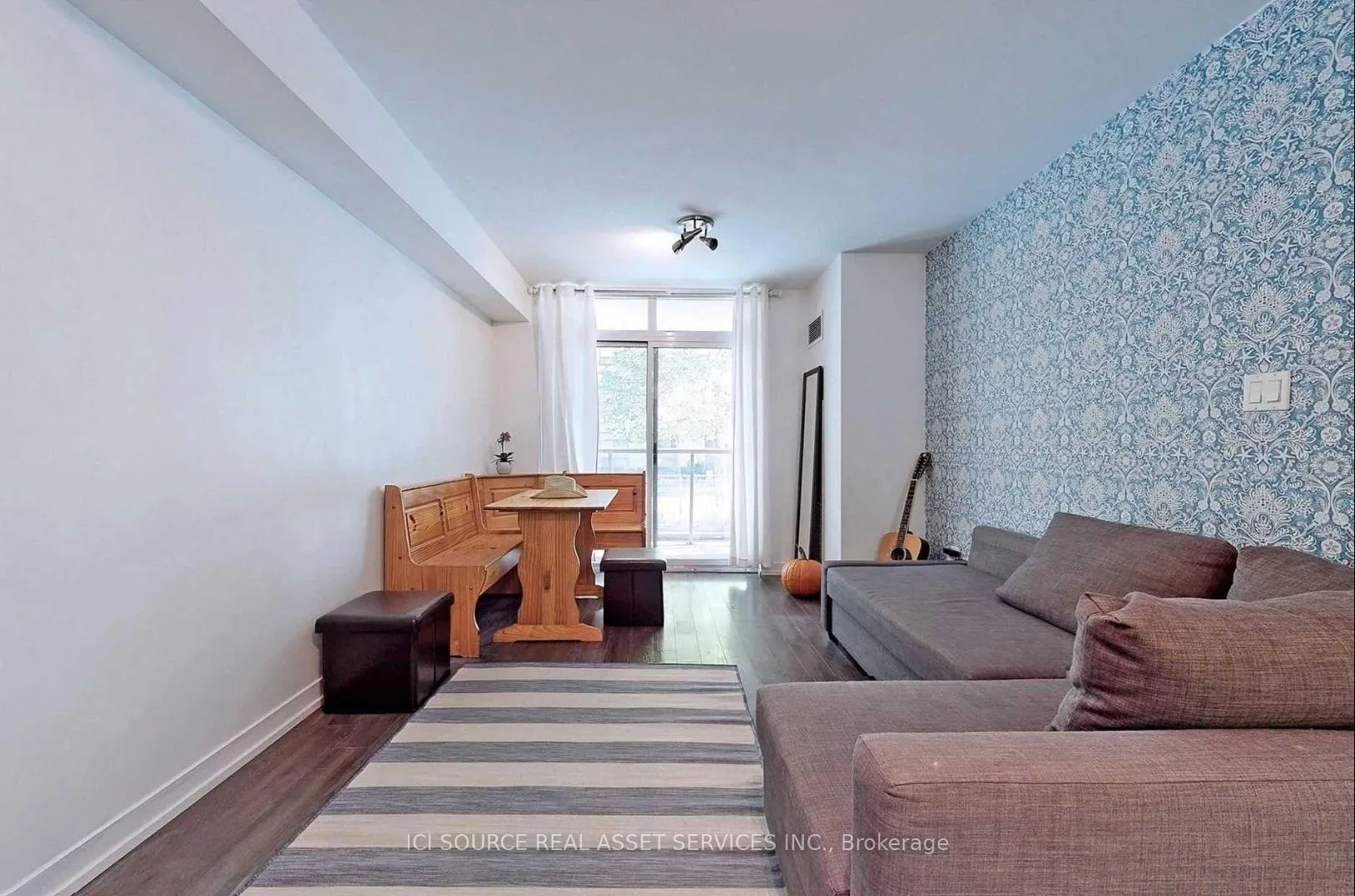 Photo 4 of Unit 113, 816 Lansdowne Avenue, Toronto, Dovercourt-Wallace Emerson-Junction — HOMEH