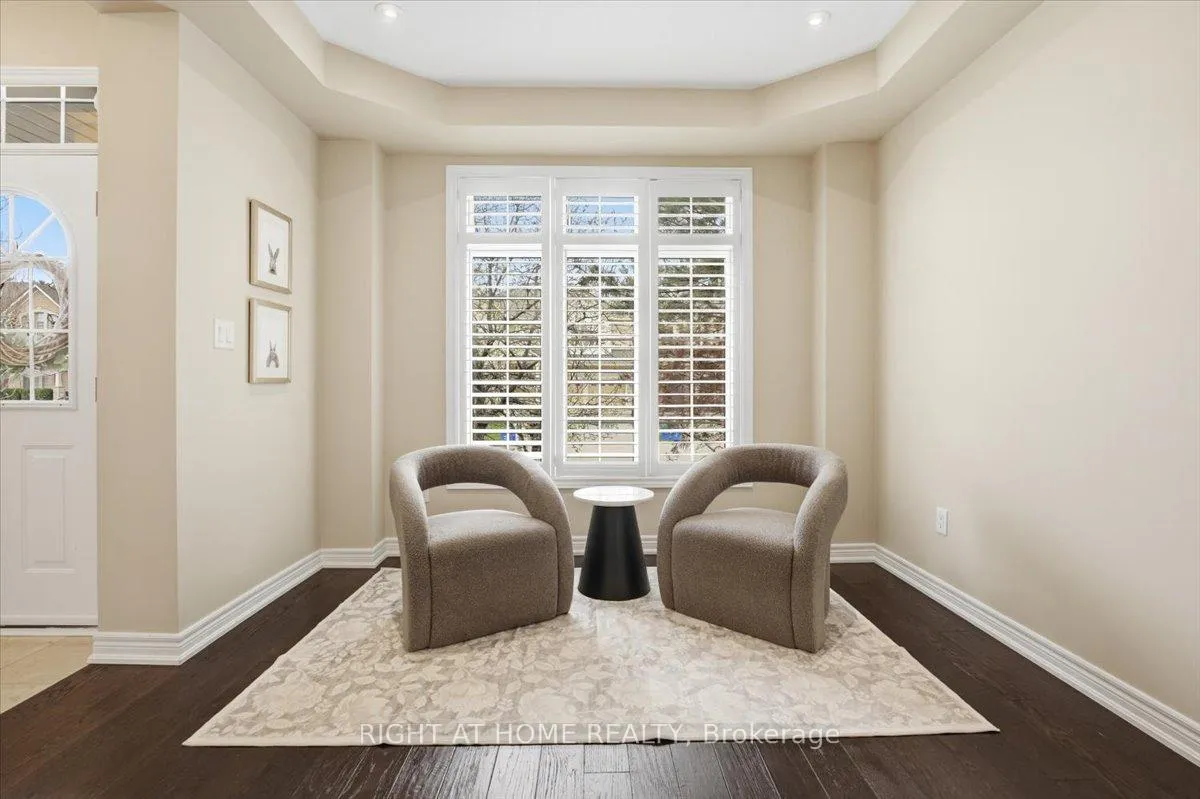 Photo 5 of 262 Nautical Boulevard, Oakville, Bronte — HOMEH