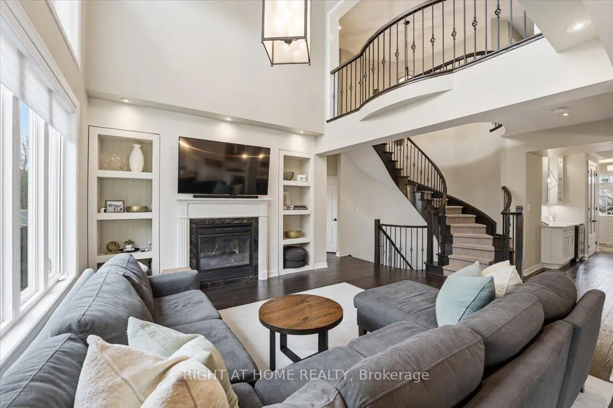 Photo 12 of 262 Nautical Boulevard, Oakville, Bronte — HOMEH