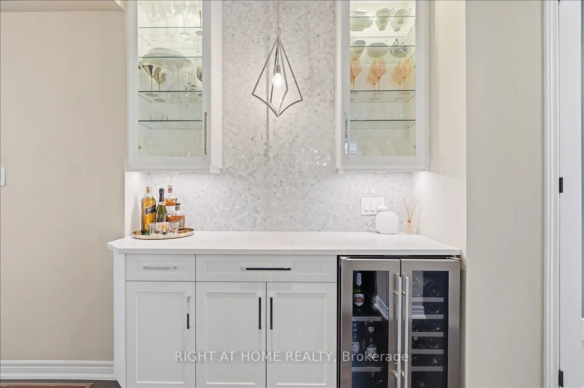 Photo 17 of 262 Nautical Boulevard, Oakville, Bronte — HOMEH