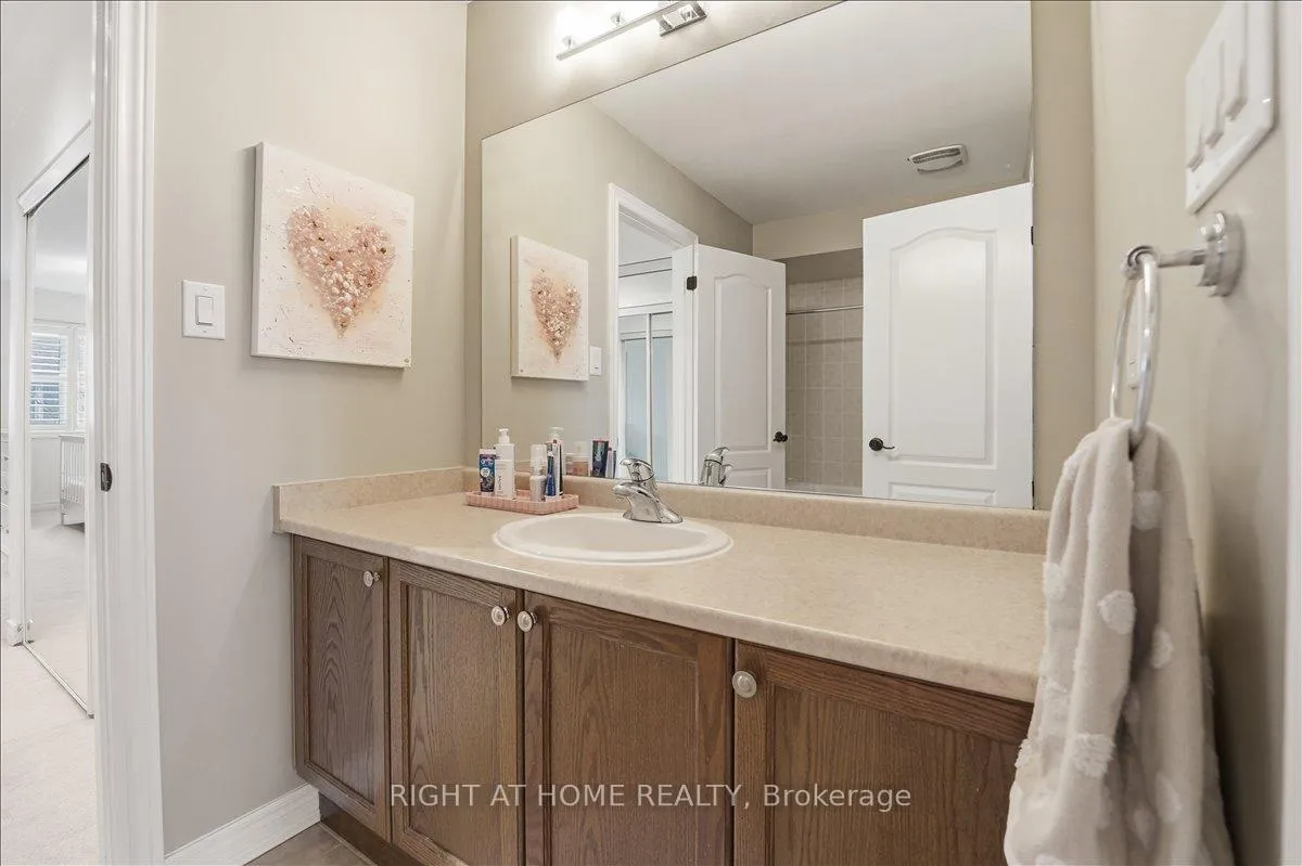 Photo 28 of 262 Nautical Boulevard, Oakville, Bronte — HOMEH
