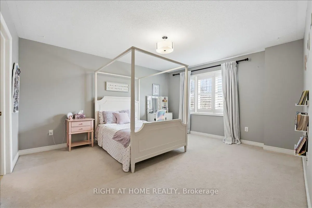 Photo 29 of 262 Nautical Boulevard, Oakville, Bronte — HOMEH