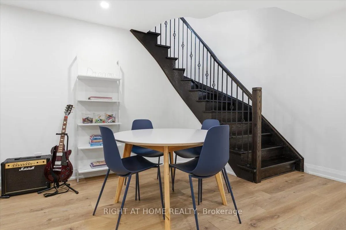 Photo 38 of 262 Nautical Boulevard, Oakville, Bronte — HOMEH