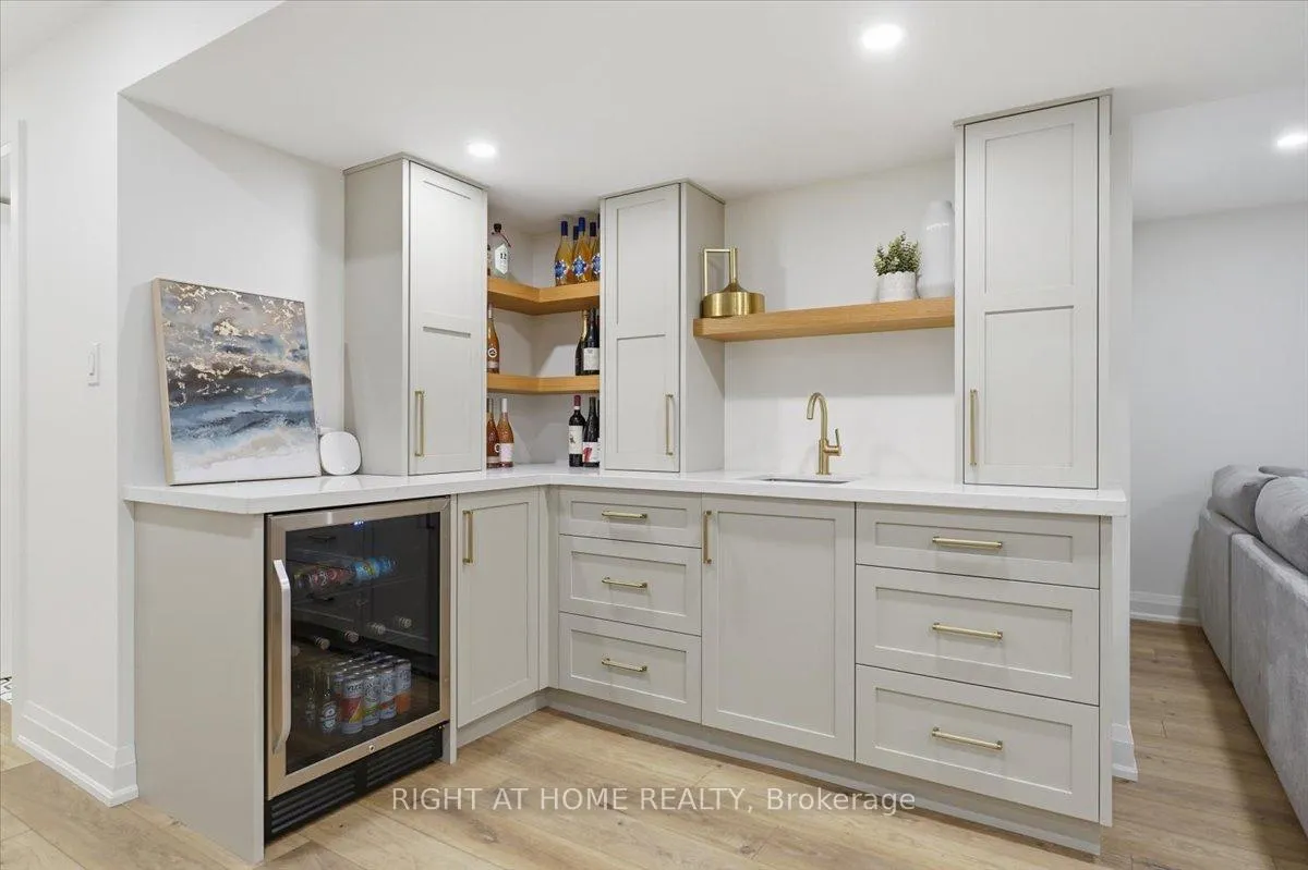 Photo 39 of 262 Nautical Boulevard, Oakville, Bronte — HOMEH