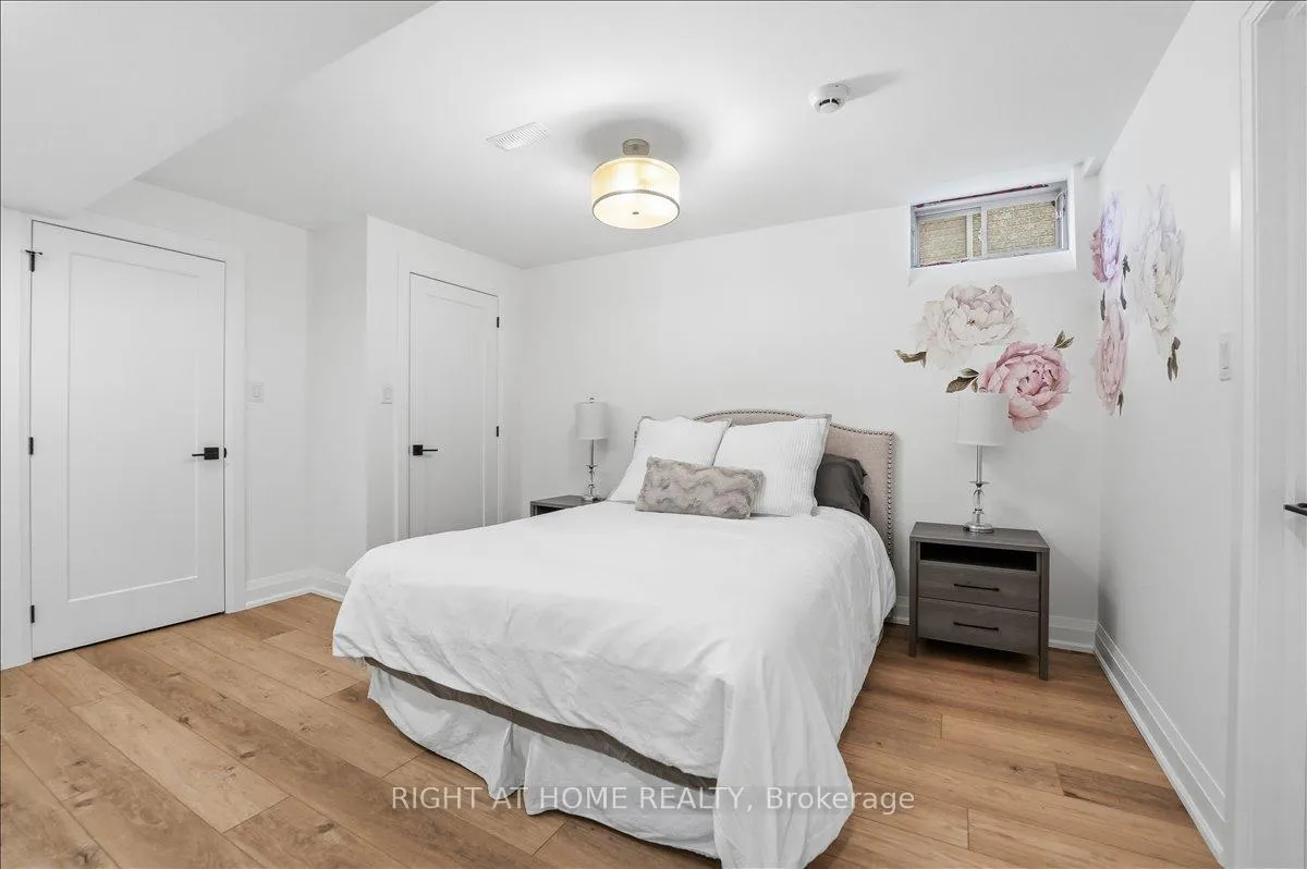 Photo 42 of 262 Nautical Boulevard, Oakville, Bronte — HOMEH