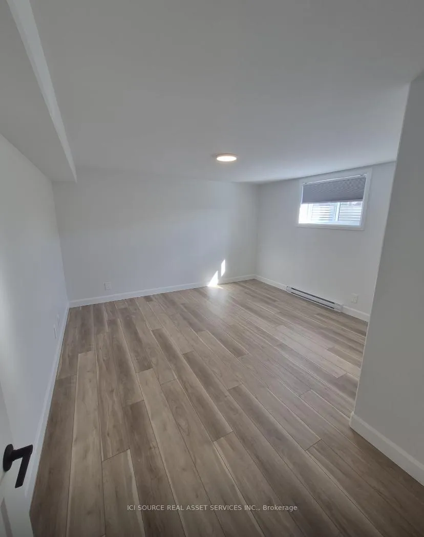Photo 9 of Unit Unit B, 128 Hastings Park Drive, Belleville, Belleville Ward — HOMEH