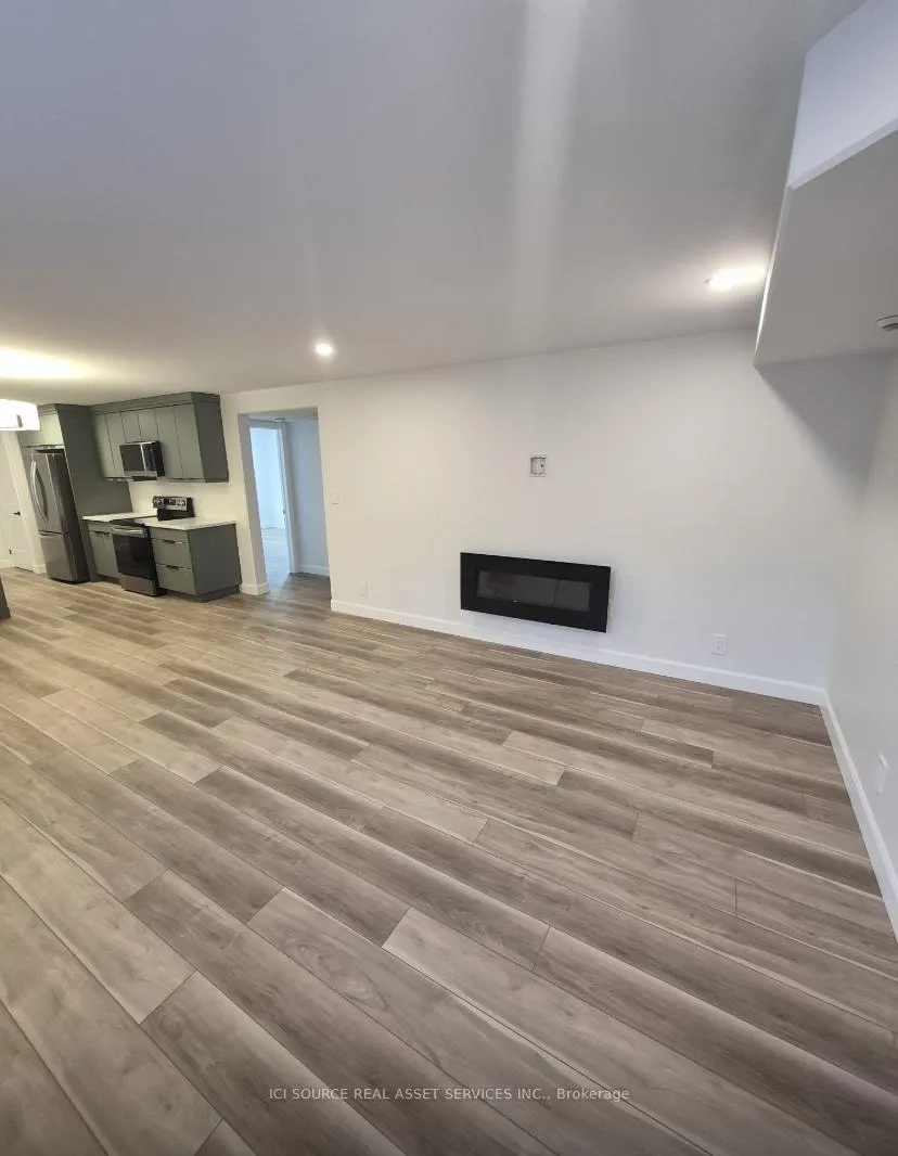 Photo 14 of Unit Unit B, 128 Hastings Park Drive, Belleville, Belleville Ward — HOMEH