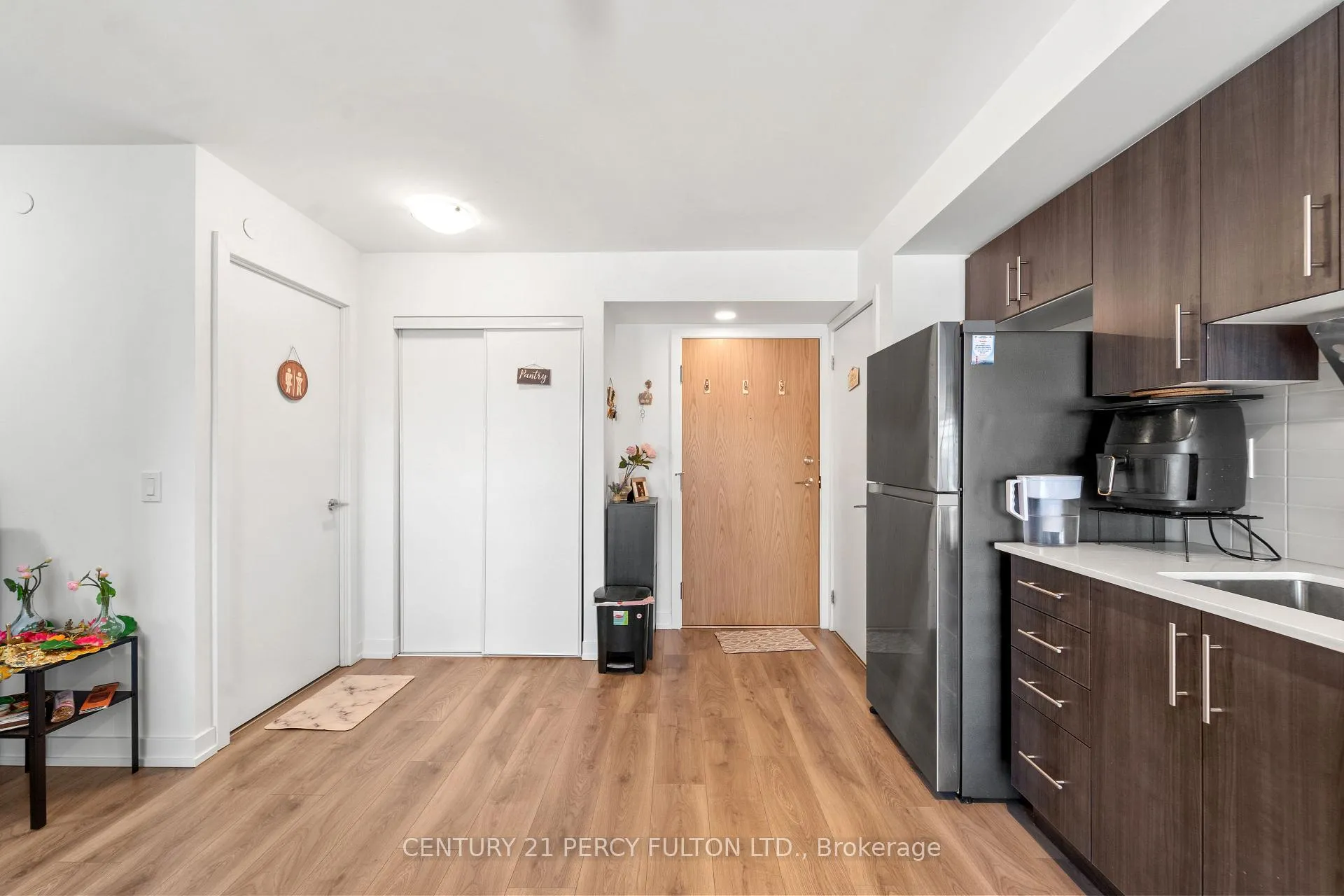 Photo 6 of Unit 2201, 1435 Celebration Drive, Pickering, Bay Ridges — HOMEH