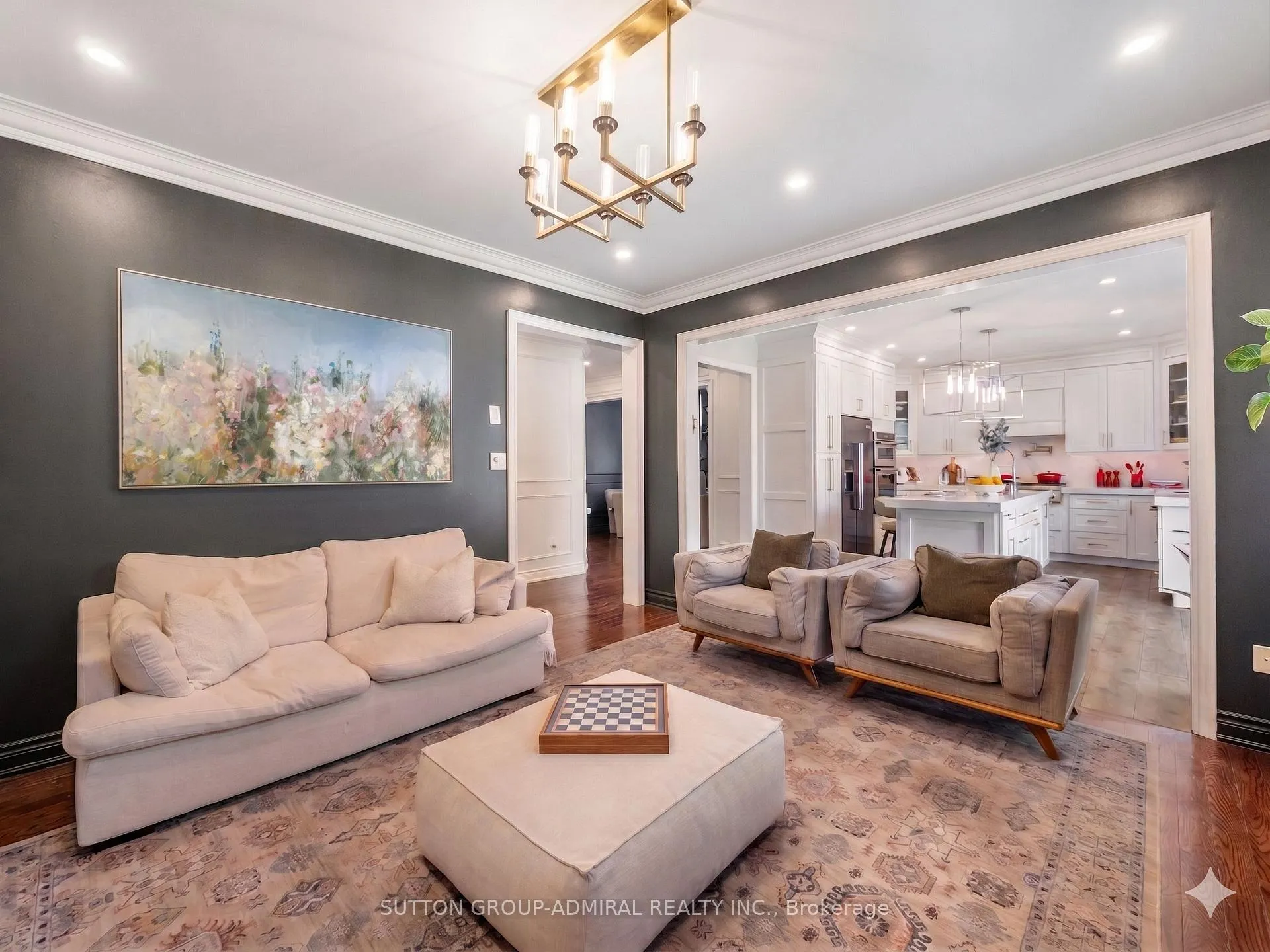 Photo 10 of 582 Summeridge Drive, Vaughan, Patterson — HOMEH