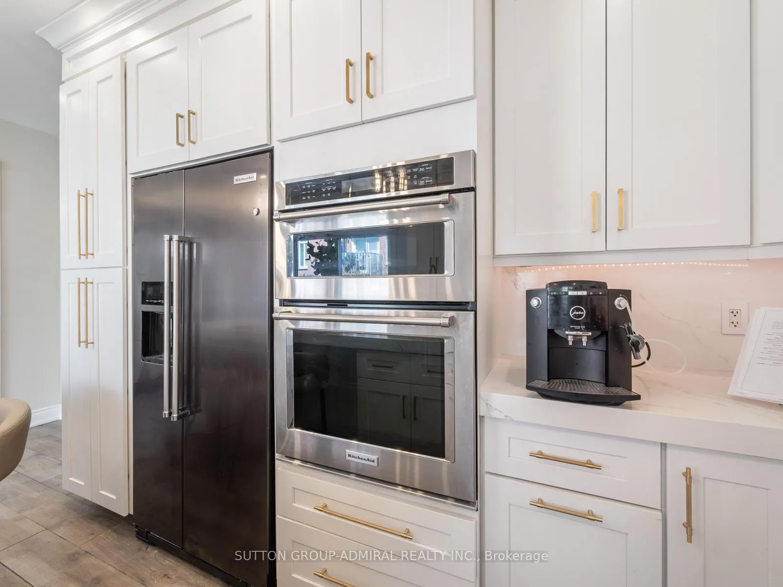 Photo 16 of 582 Summeridge Drive, Vaughan, Patterson — HOMEH