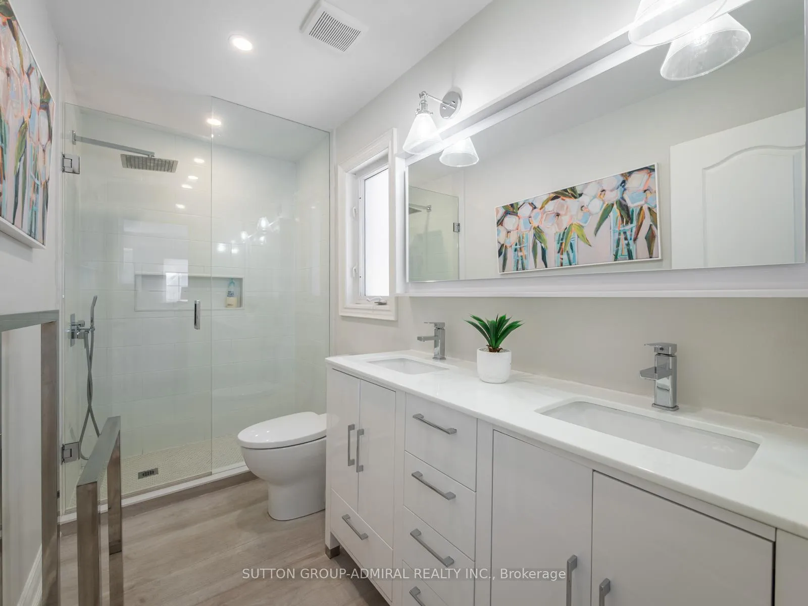 Photo 29 of 582 Summeridge Drive, Vaughan, Patterson — HOMEH
