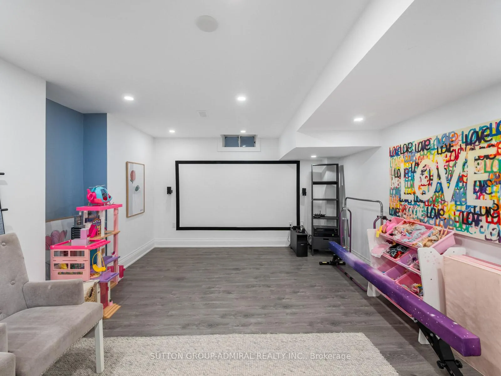 Photo 38 of 582 Summeridge Drive, Vaughan, Patterson — HOMEH