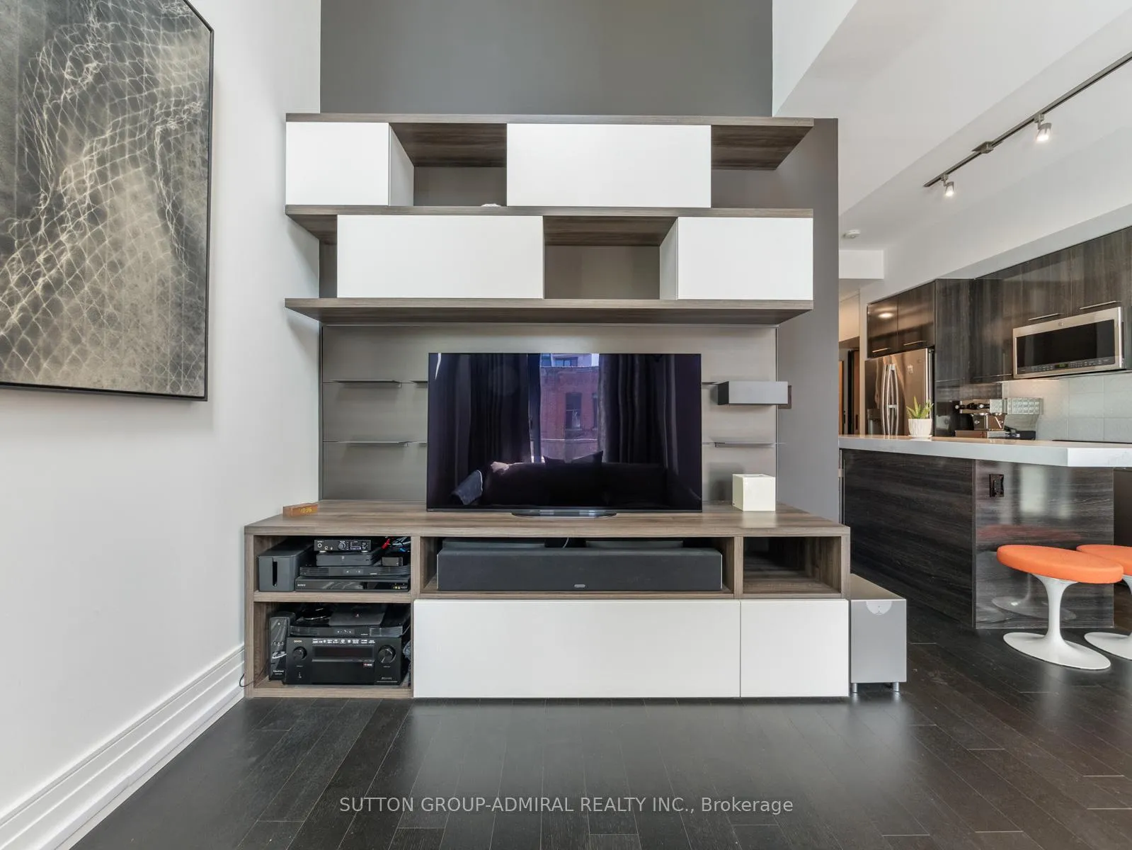 Photo 12 of Unit 410, 90 Niagara Street, Toronto, Niagara — HOMEH