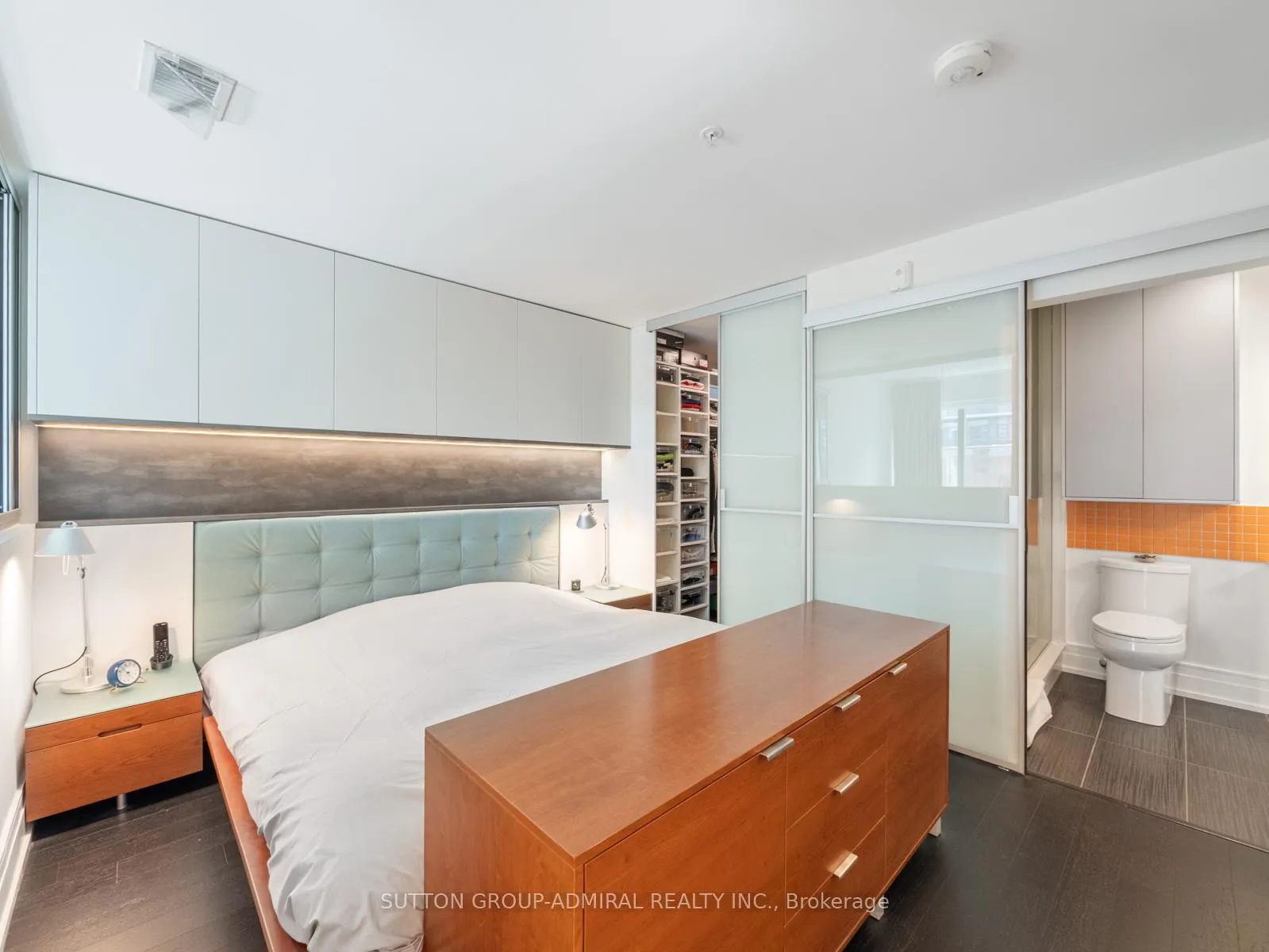 Photo 19 of Unit 410, 90 Niagara Street, Toronto, Niagara — HOMEH