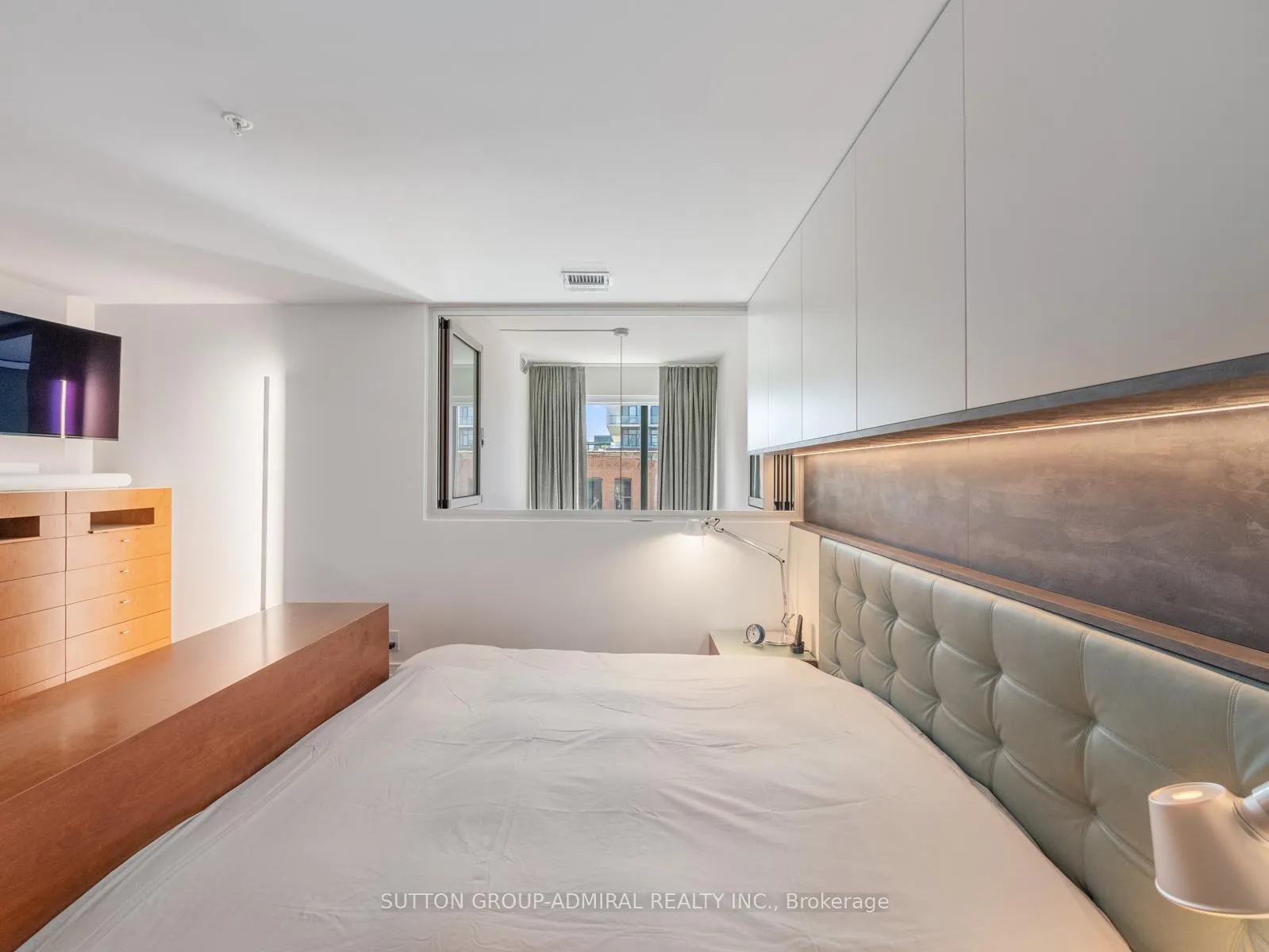 Photo 20 of Unit 410, 90 Niagara Street, Toronto, Niagara — HOMEH