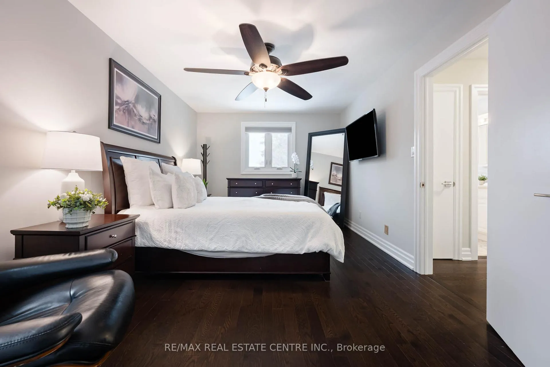 Photo 21 of 35 Treleaven Drive, Brampton, Brampton South — HOMEH