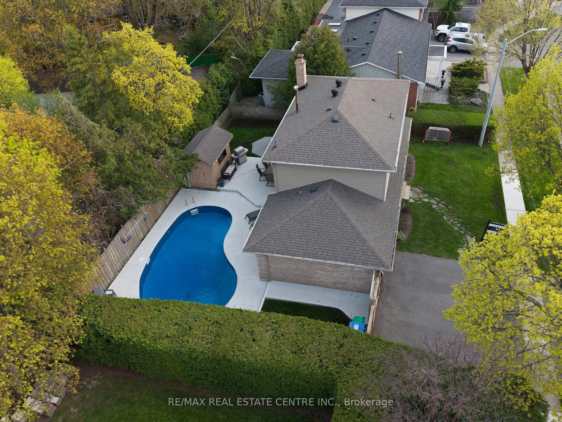 Photo 43 of 35 Treleaven Drive, Brampton, Brampton South — HOMEH