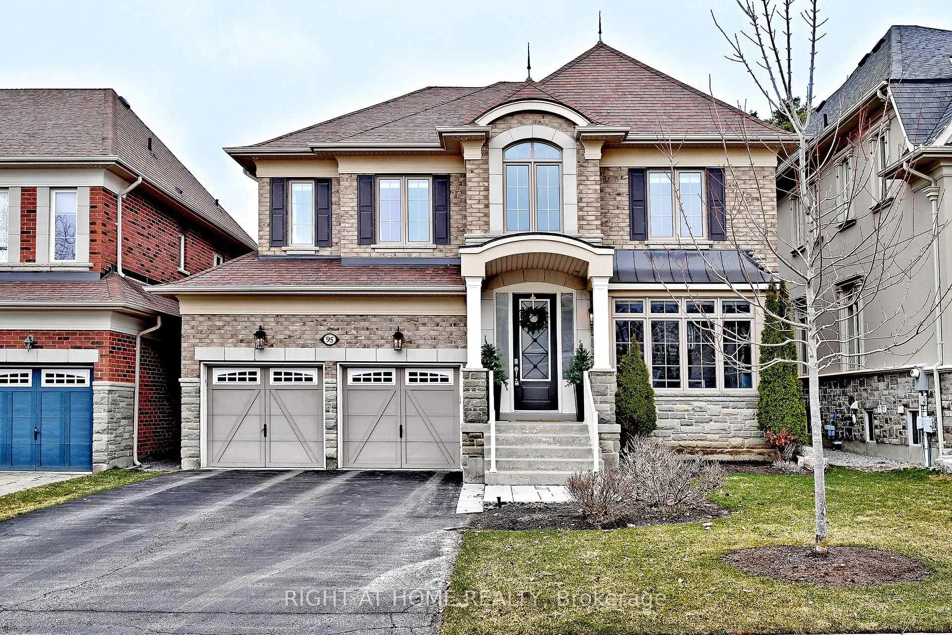 Photo 1 of 95 Vines Place, Aurora, Bayview Southeast — HOMEH