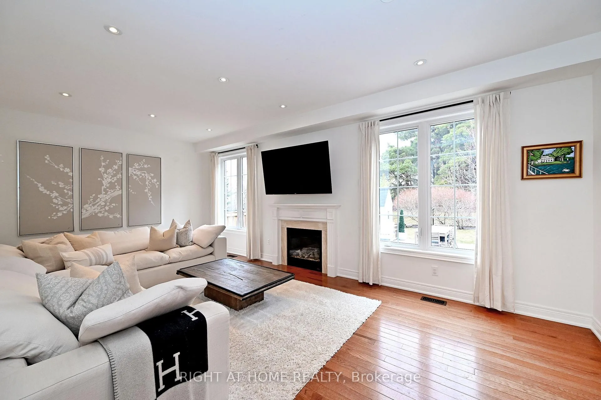 Photo 16 of 95 Vines Place, Aurora, Bayview Southeast — HOMEH