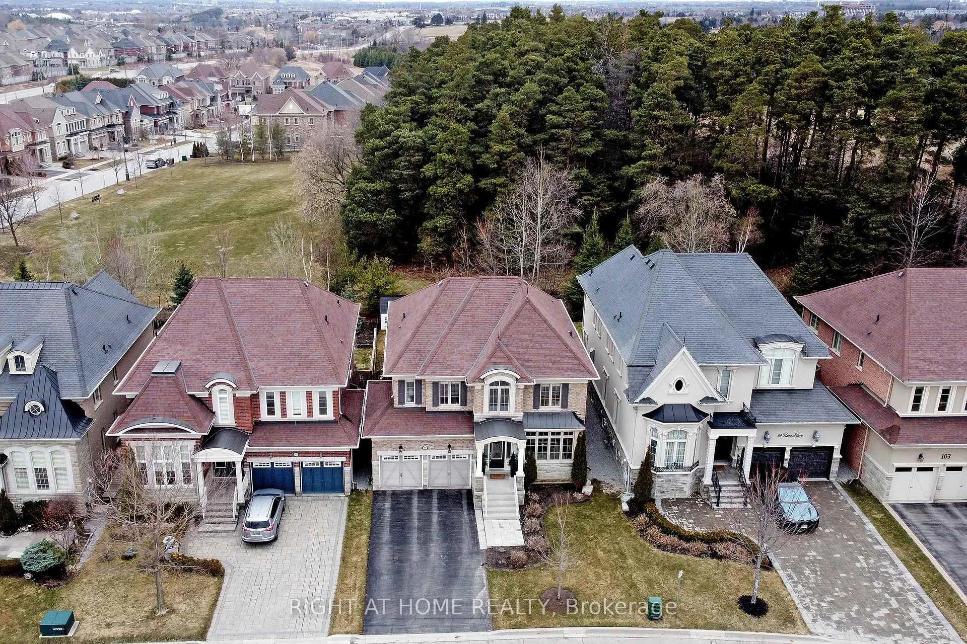 Photo 42 of 95 Vines Place, Aurora, Bayview Southeast — HOMEH