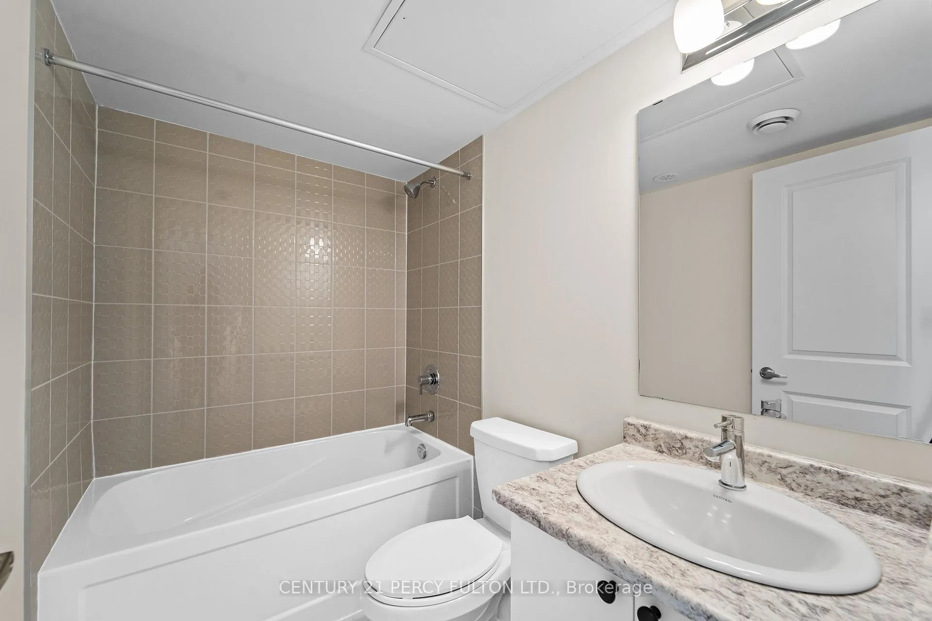 Photo 14 of Unit 15, 10 Liben Way E, Scarborough, Malvern — HOMEH