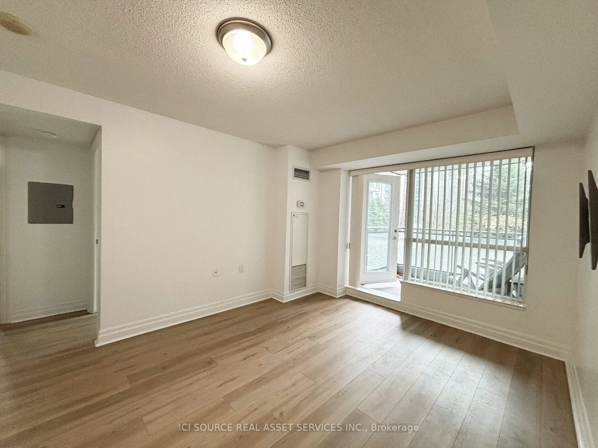 Front of Unit 206, 21 Hillcrest Avenue
