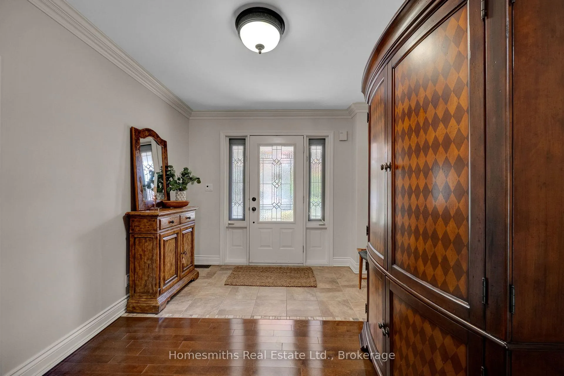 Photo 5 of 14 Hanover Court, Whitby, Lynde Creek — HOMEH