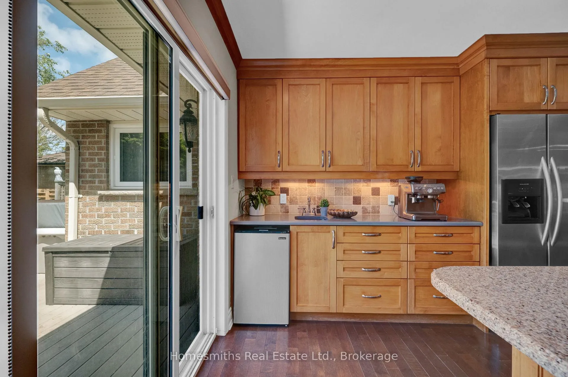 Photo 12 of 14 Hanover Court, Whitby, Lynde Creek — HOMEH