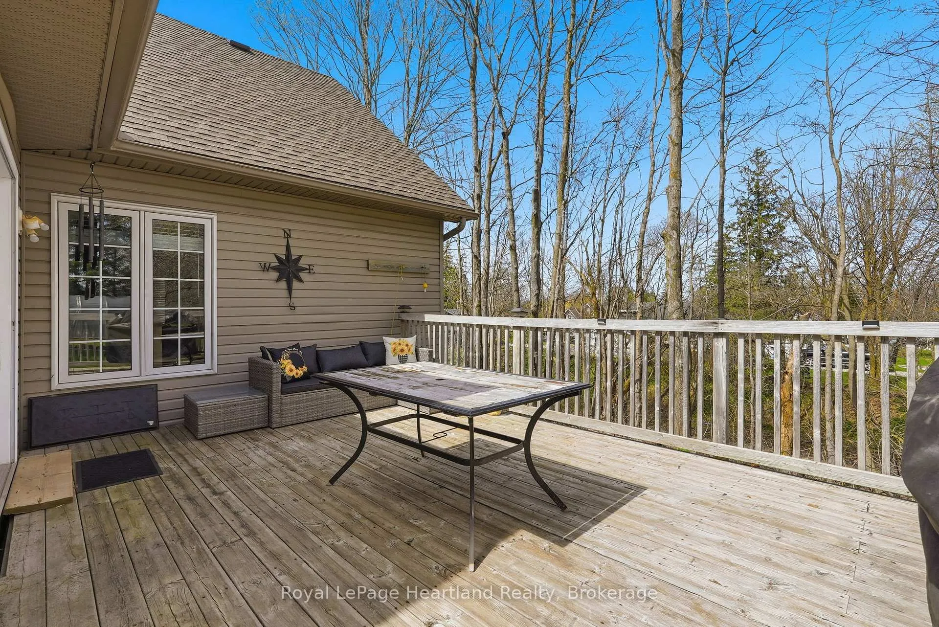 Photo 9 of 25 John Street W, Minto — HOMEH