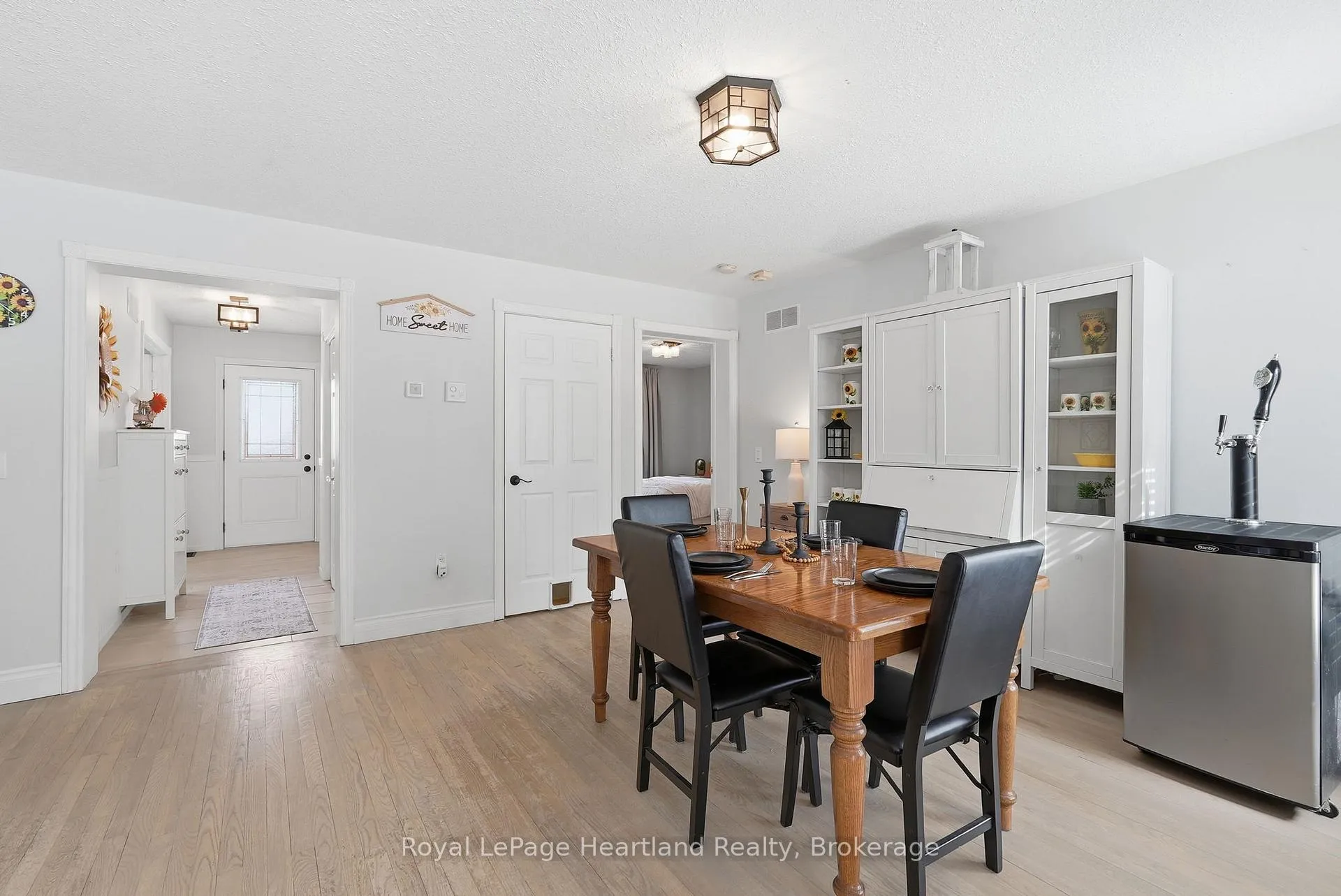 Photo 23 of 25 John Street W, Minto — HOMEH