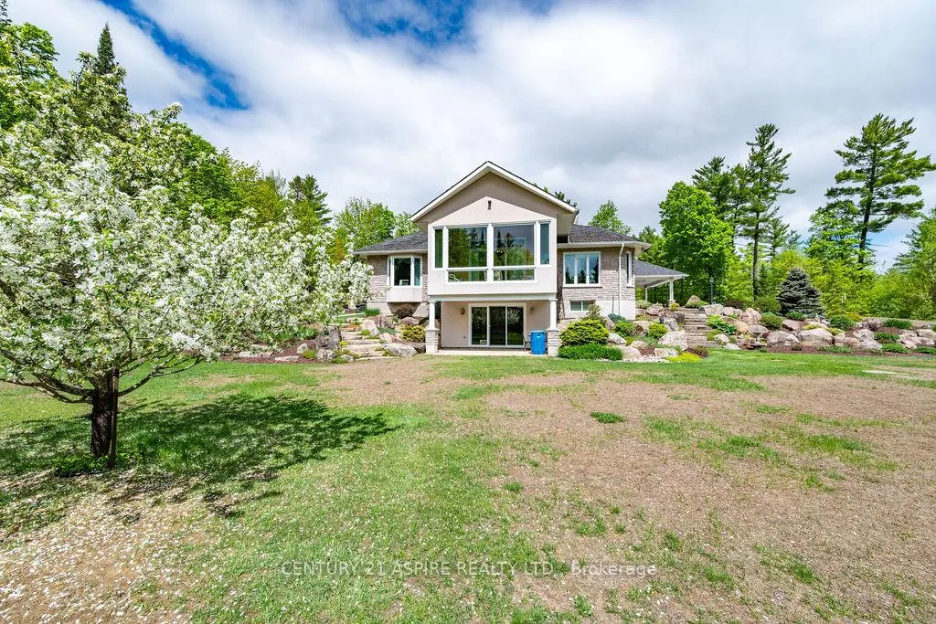 Photo 6 of 393 Portage Road, Petawawa — HOMEH