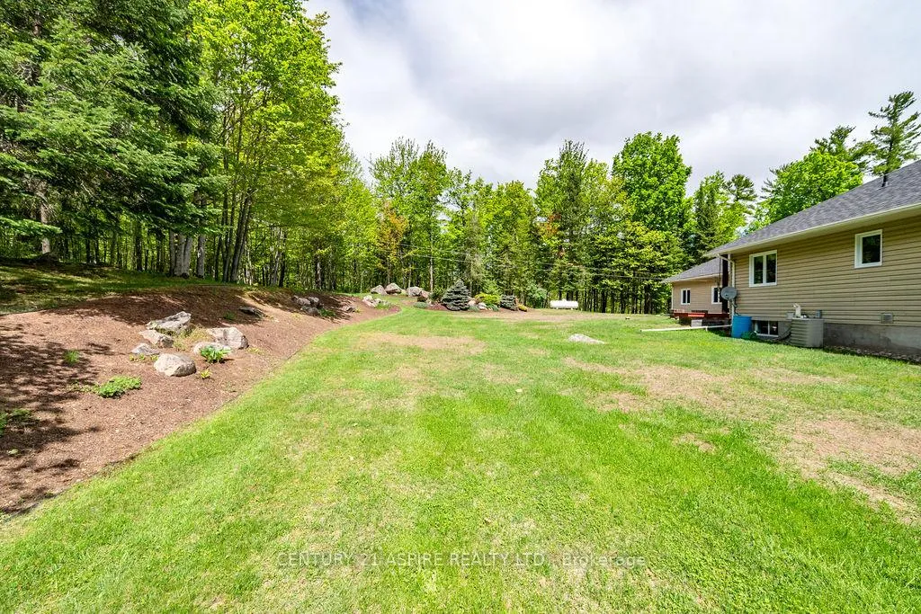 Photo 8 of 393 Portage Road, Petawawa — HOMEH