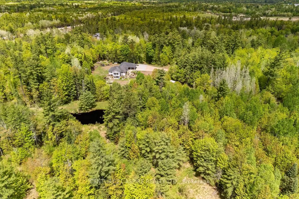 Photo 14 of 393 Portage Road, Petawawa — HOMEH