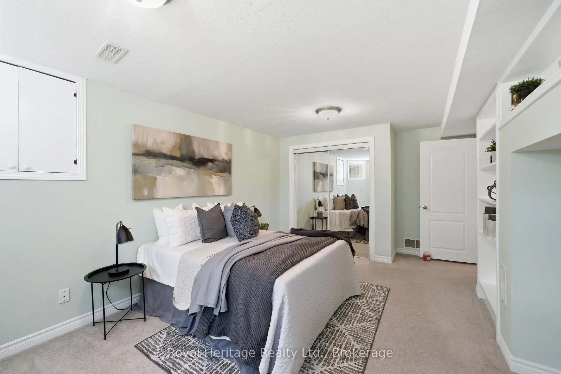 Photo 27 of 90 Bloom Avenue, Clarington, Newcastle — HOMEH