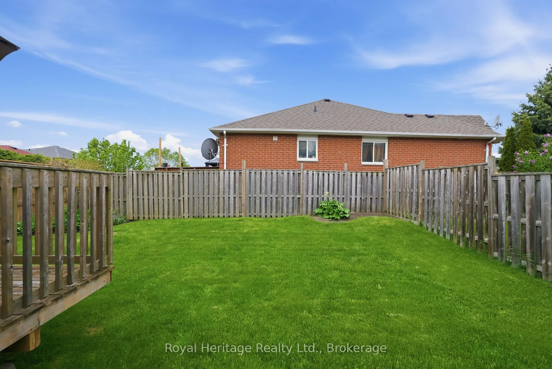 Photo 39 of 90 Bloom Avenue, Clarington, Newcastle — HOMEH