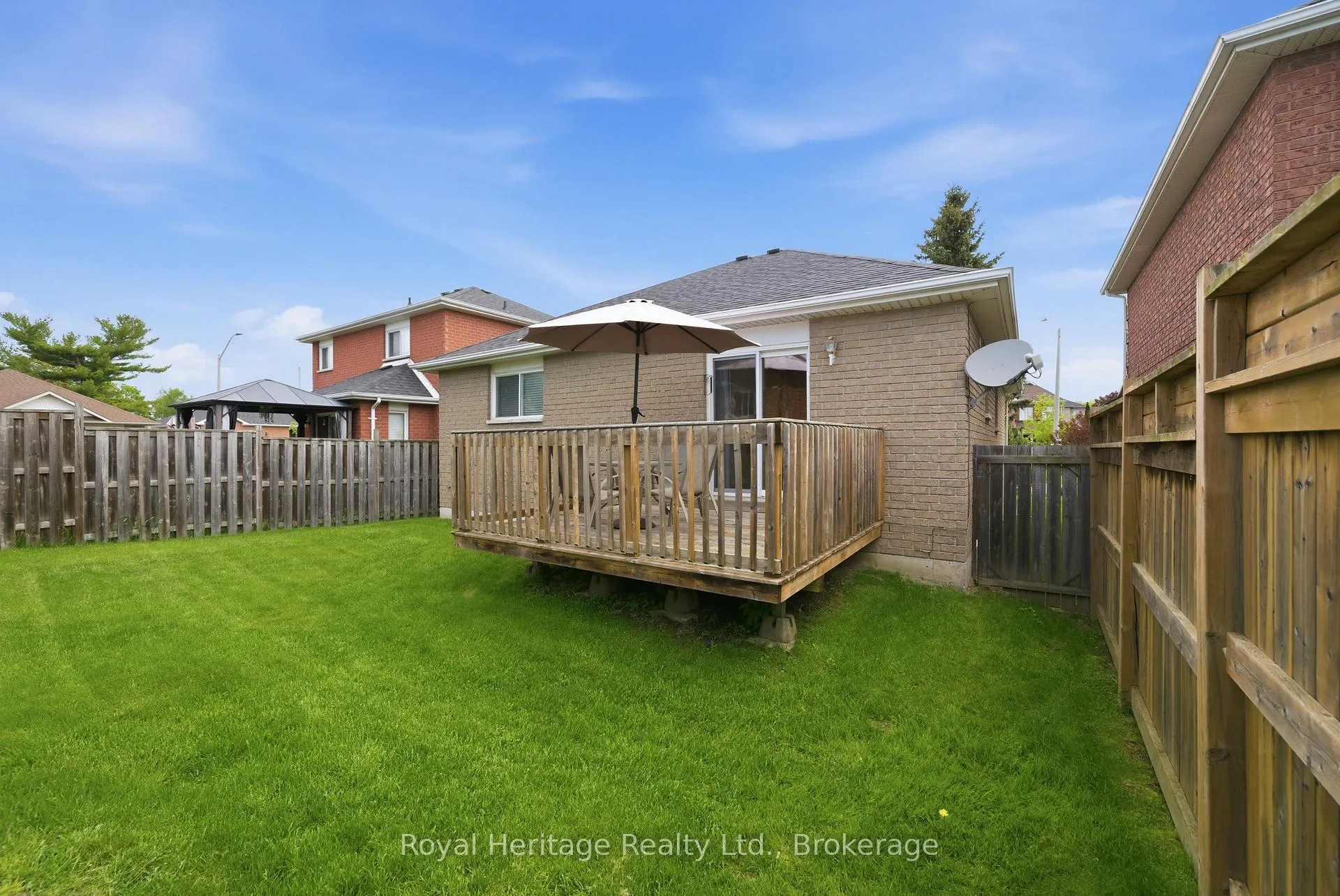 Photo 42 of 90 Bloom Avenue, Clarington, Newcastle — HOMEH