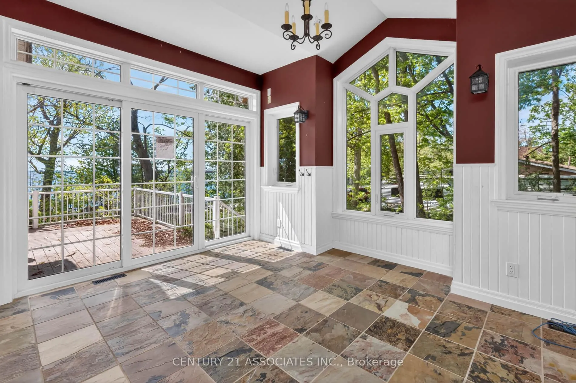 Photo 13 of 32 Myrtle Avenue, Oro-Medonte, Hawkestone — HOMEH