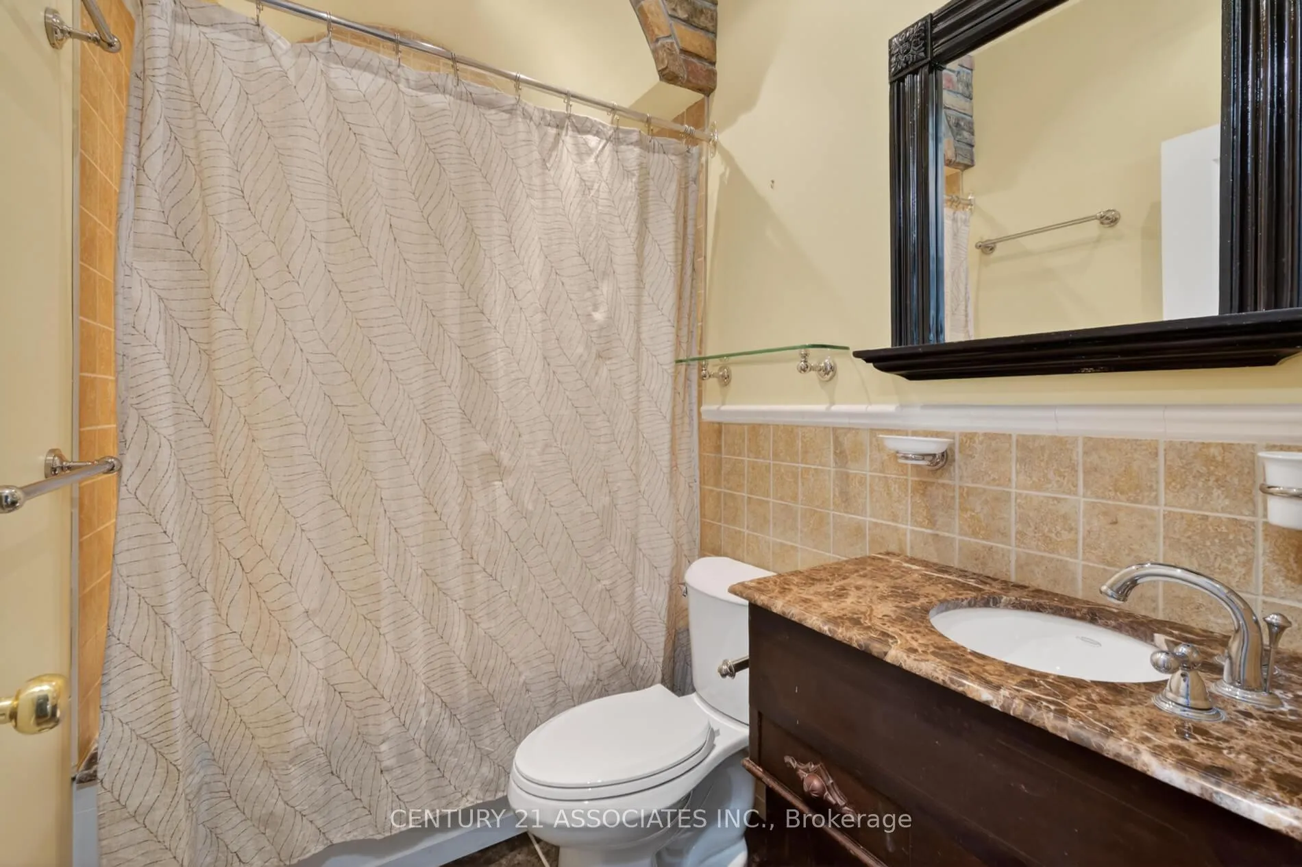 Photo 20 of 32 Myrtle Avenue, Oro-Medonte, Hawkestone — HOMEH