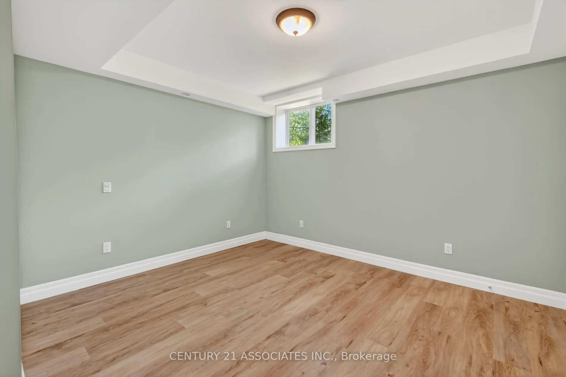 Photo 35 of 32 Myrtle Avenue, Oro-Medonte, Hawkestone — HOMEH