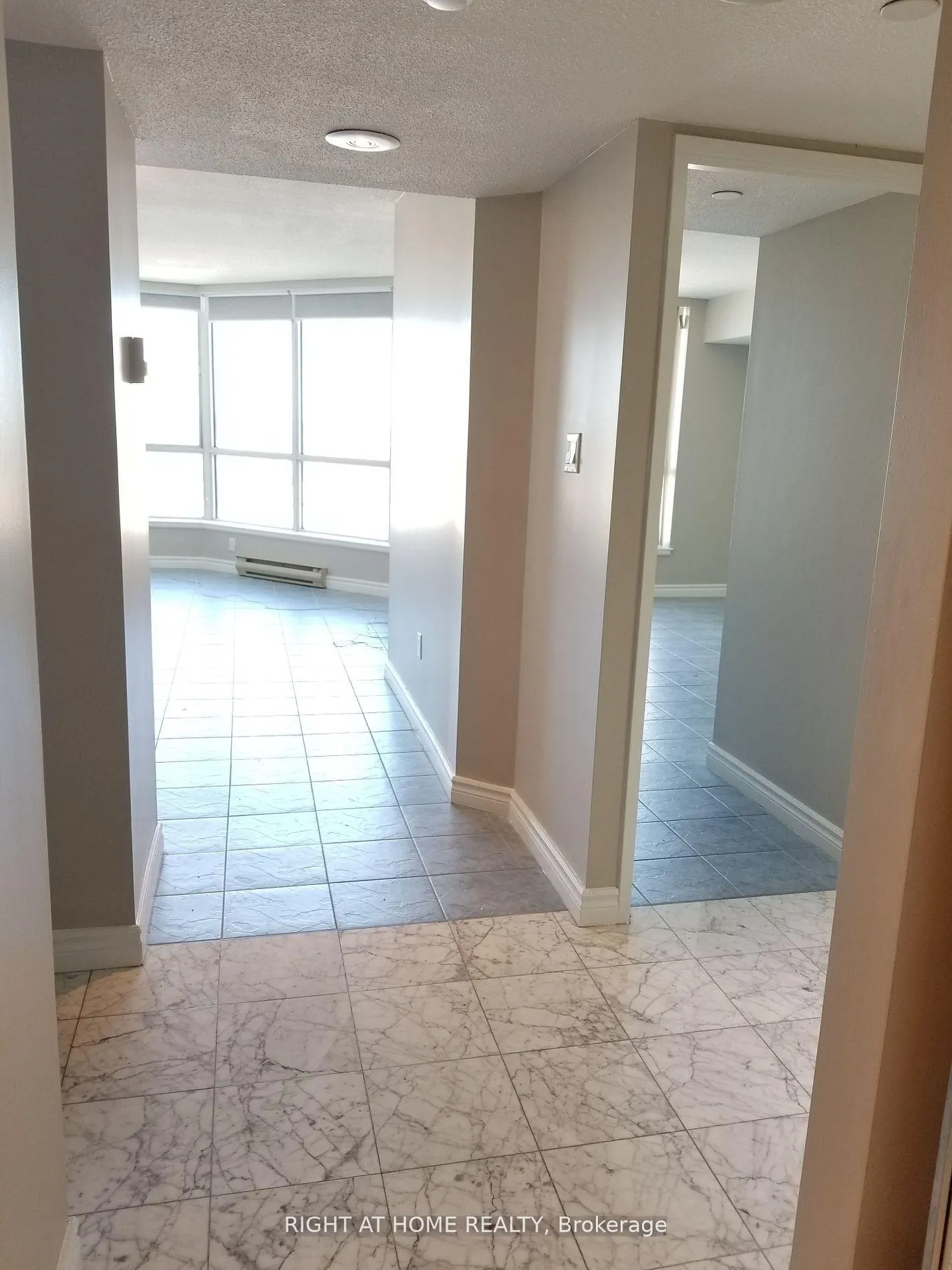 Photo 3 of Unit 3206, 38 Elm Street, Toronto, Bay Street Corridor — HOMEH