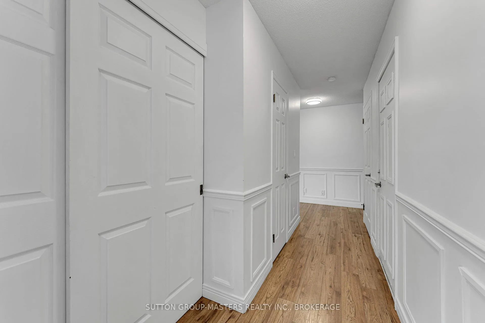 Photo 20 of 11 Douglas Avenue, Kingston, East of Sir John A. Blvd — HOMEH
