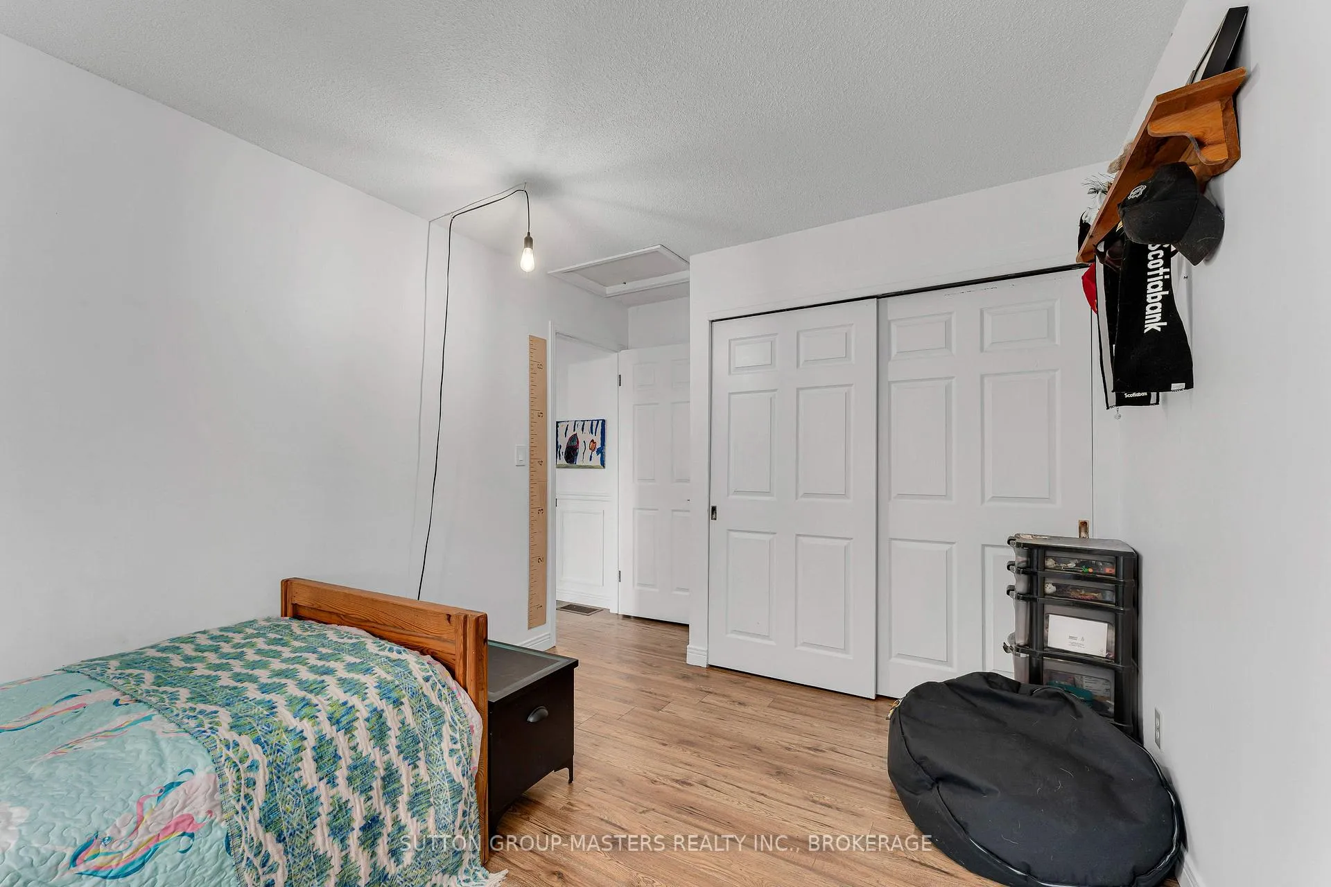 Photo 30 of 11 Douglas Avenue, Kingston, East of Sir John A. Blvd — HOMEH